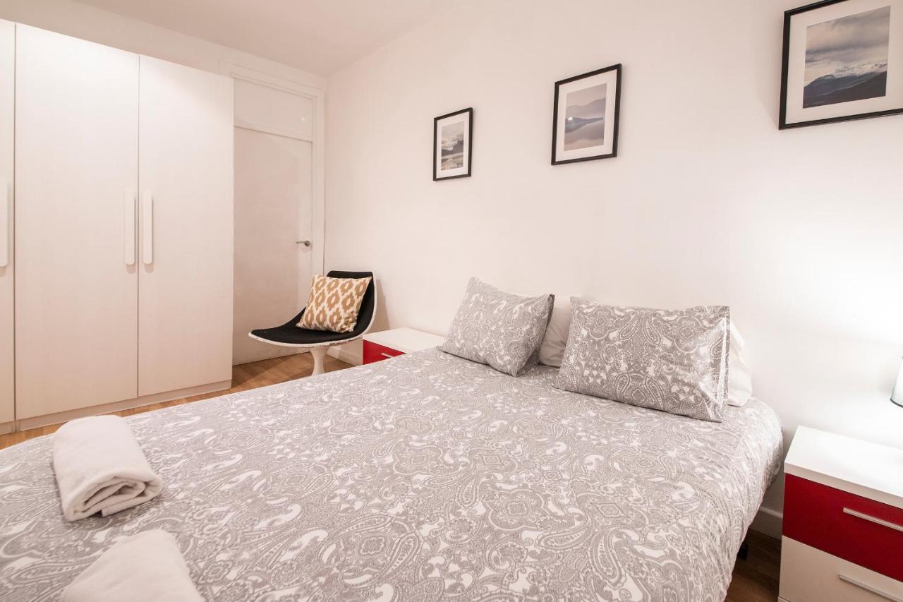 Spacious Central Old Town Apartment San Sebastián Esterno foto