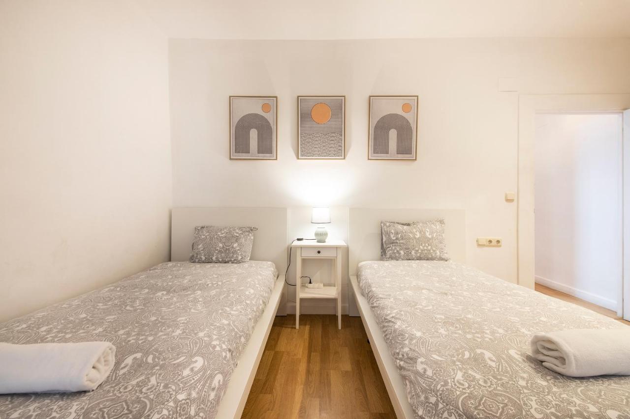 Spacious Central Old Town Apartment San Sebastián Esterno foto