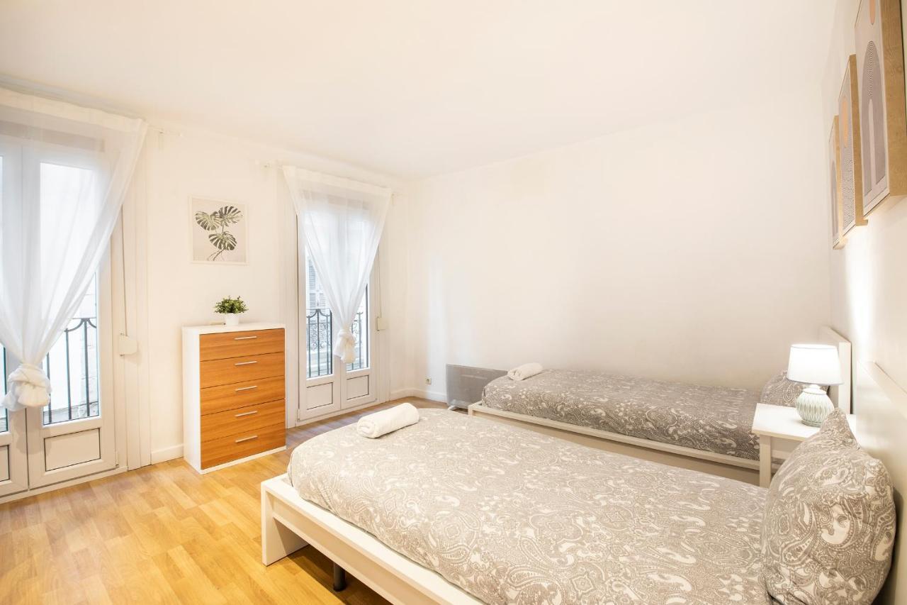 Spacious Central Old Town Apartment San Sebastián Esterno foto