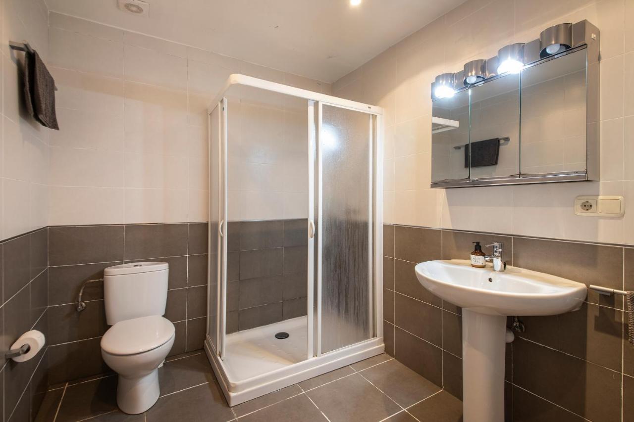 Spacious Central Old Town Apartment San Sebastián Esterno foto